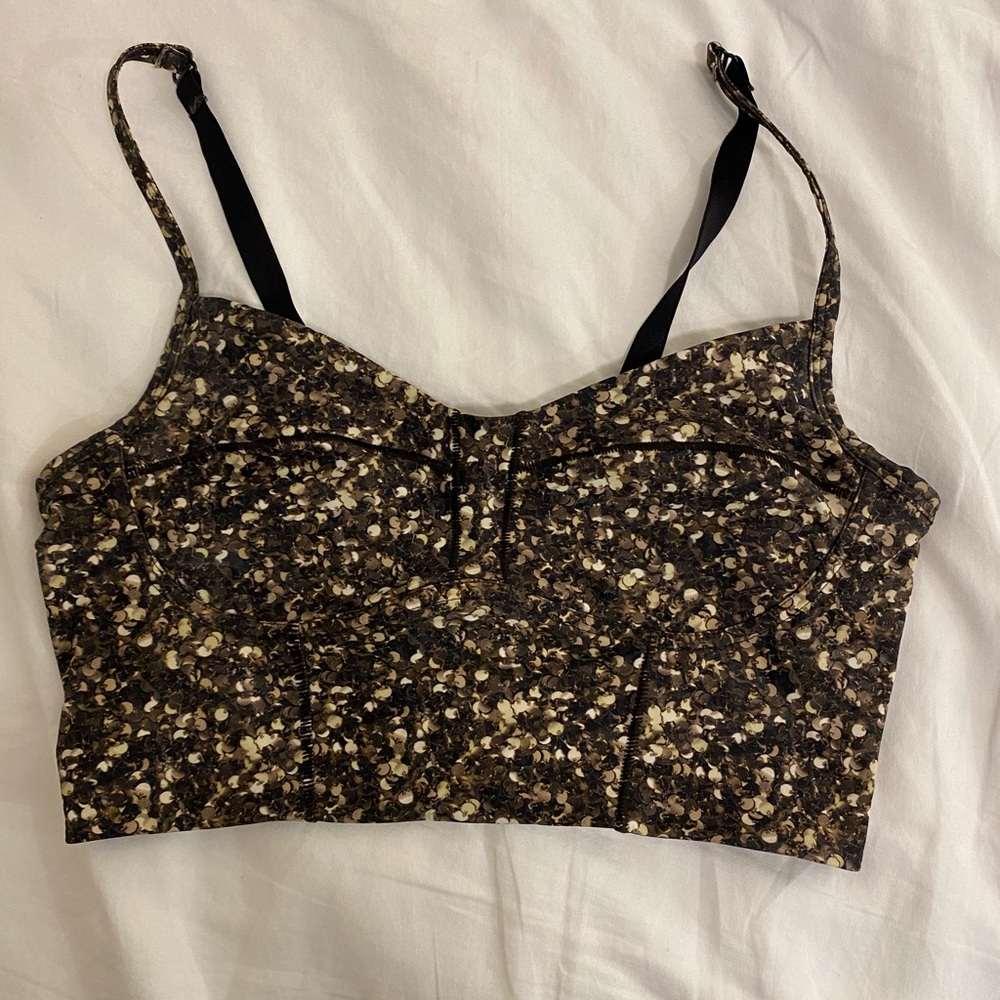 Lulu Lemon sports bra. Size 4